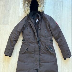 Canada Goose Women’s Brown Kensington Down Jacket Size XXS